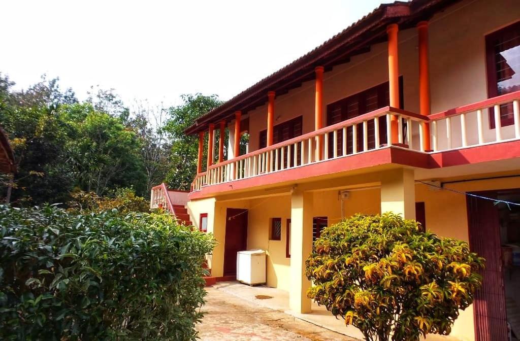 Coorg Divine Spark Home Stay Suntikoppa Exteriör bild