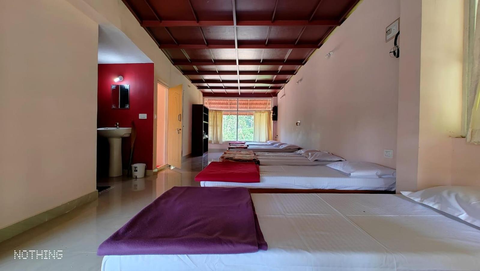 Coorg Divine Spark Home Stay Suntikoppa Exteriör bild