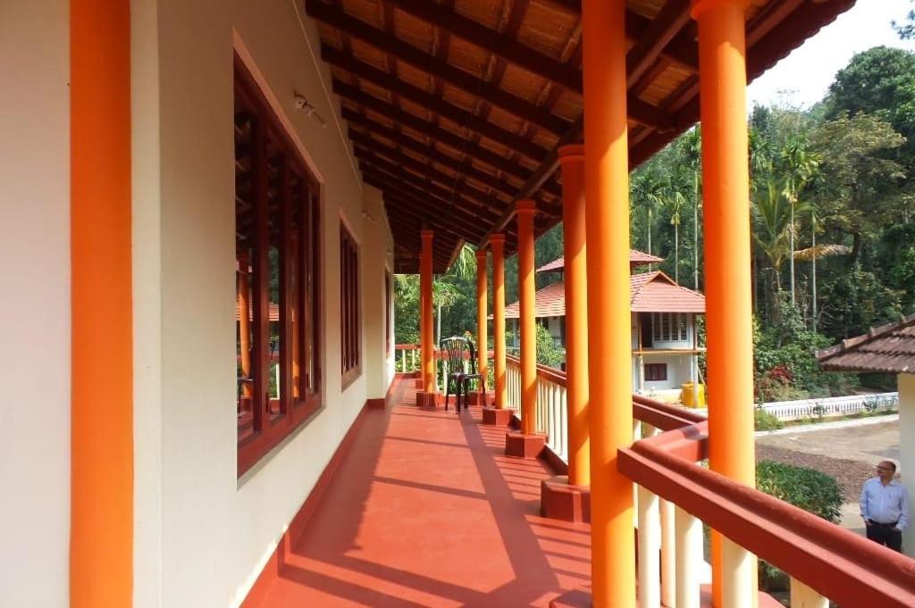 Coorg Divine Spark Home Stay Suntikoppa Exteriör bild