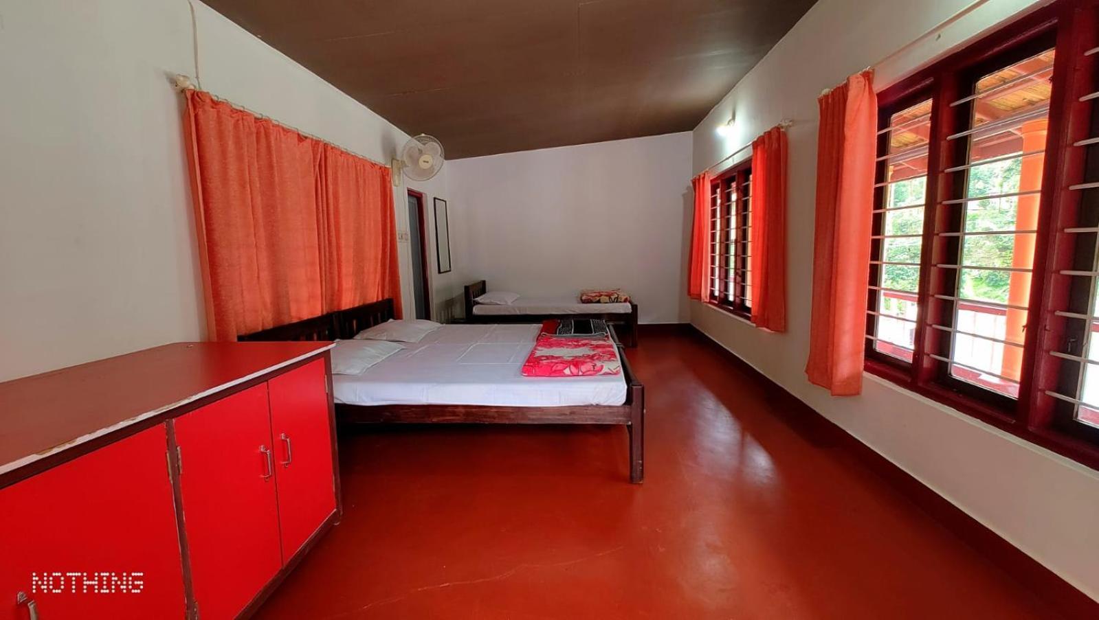 Coorg Divine Spark Home Stay Suntikoppa Exteriör bild